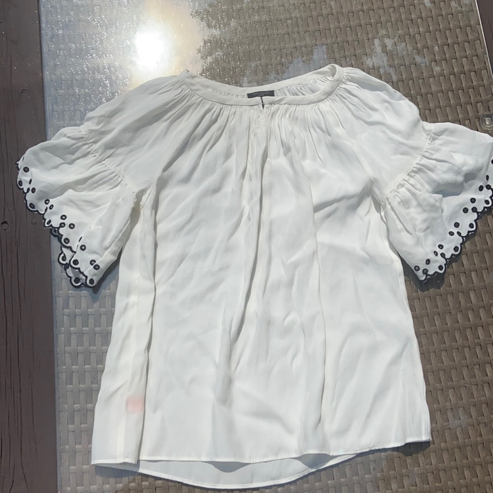 Anne Taylor Petite Fluttered peasant blouse